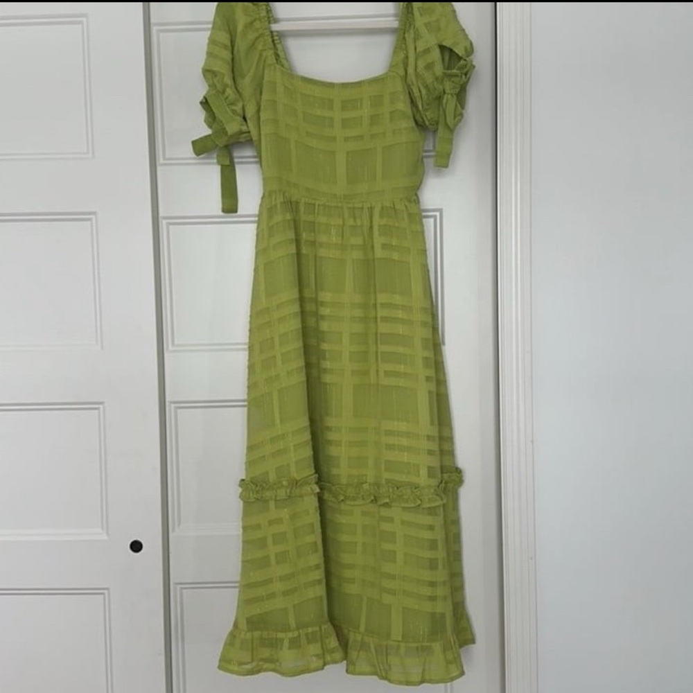 Elegant Green Plaid Dress Size 12